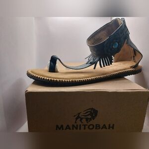 Manitobah Sandles
